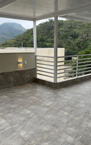 Casa de condomínio à venda com 180m², 2 quartos e 1 vagaÁrea Externa