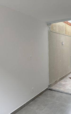 Casa de condomínio à venda com 180m², 2 quartos e 1 vagaSala