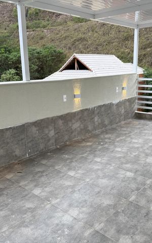Casa de condomínio à venda com 180m², 2 quartos e 1 vagaÁrea Externa
