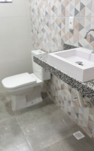 Casa de condomínio à venda com 180m², 2 quartos e 1 vagaBanheiro