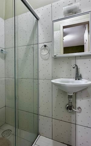 Studio para alugar com 30m², 1 quarto e sem vaga Studio para alugar com 30m², 1 quarto e sem vagaBanheiro