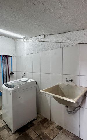 Studio para alugar com 30m², 1 quarto e sem vaga Studio para alugar com 30m², 1 quarto e sem vagaÁrea de Serviço