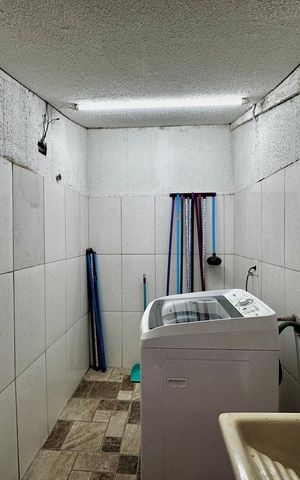 Studio para alugar com 22m², 0 quarto e sem vaga Studio para alugar com 22m², 0 quarto e sem vagaÁrea de Serviço