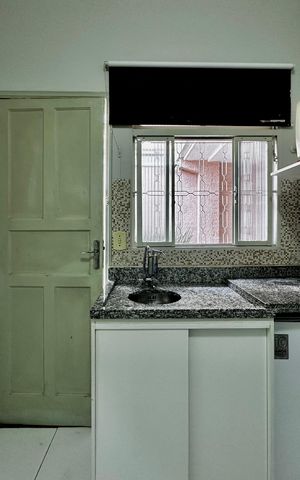 Studio para alugar com 22m², 0 quarto e sem vaga Studio para alugar com 22m², 0 quarto e sem vagaCozinha