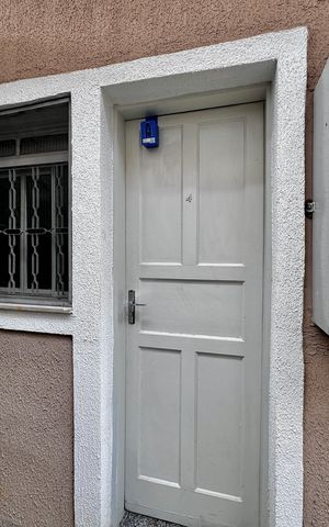 Studio para alugar com 22m², 0 quarto e sem vaga Studio para alugar com 22m², 0 quarto e sem vagaLockbox
