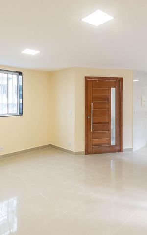 Casa à venda com 233m², 2 quartos e 1 vagaSala