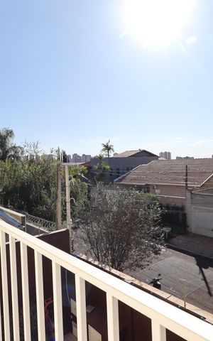 Casa para alugar com 430m², 6 quartos e 4 vagasSacada da Sala 2 andar