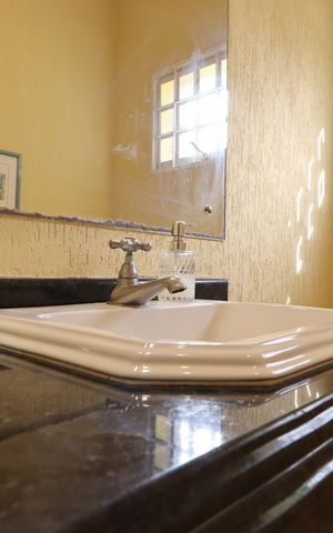Casa para alugar com 430m², 6 quartos e 4 vagasLavabo da Sala 1