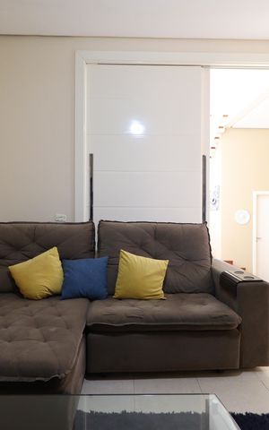 Casa para alugar com 430m², 6 quartos e 4 vagasSala de TV