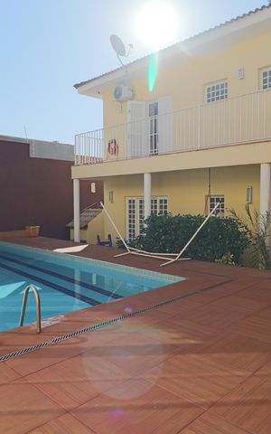Casa para alugar com 430m², 6 quartos e 4 vagasÁrea gourmet