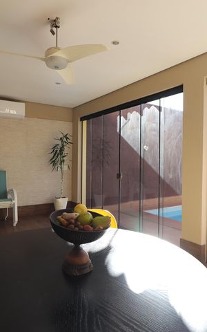 Casa para alugar com 430m², 6 quartos e 4 vagasÁrea gourmet
