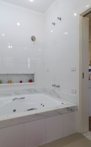 Casa para alugar com 430m², 6 quartos e 4 vagasBanheiro da Suíte 4