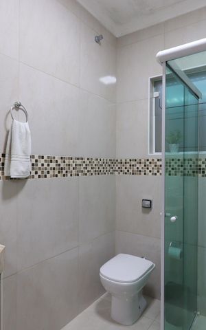 Casa à venda com 145m², 2 quartos e 2 vagasBanheiro Social