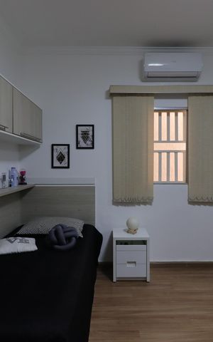 Casa à venda com 145m², 2 quartos e 2 vagasQuarto