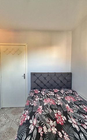 Apartamento à venda com 55m², 2 quartos e 2 vagas Apartamento à venda com 55m², 2 quartos e 2 vagasQuarto