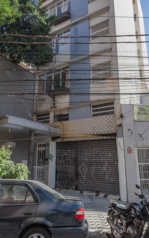 Apartamento à venda com 55m², 1 quarto e sem vagaFachada