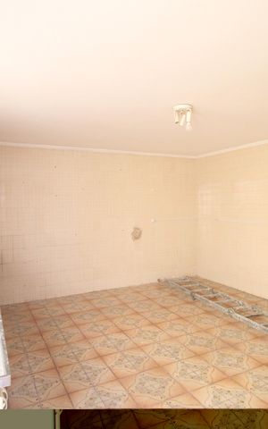 Casa à venda com 194m², 3 quartos e 2 vagasÁrea de Serviço