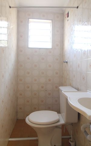 Casa à venda com 194m², 3 quartos e 2 vagasBanheiro 3