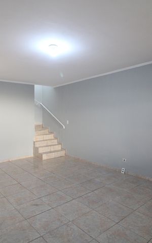 Casa à venda com 194m², 3 quartos e 2 vagasSala