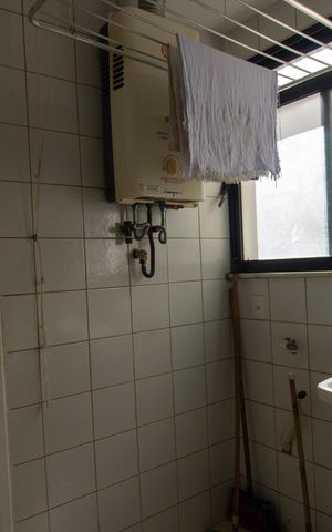 Apartamento à venda com 110m², 2 quartos e 2 vagas Apartamento à venda com 110m², 2 quartos e 2 vagasCozinha e Área de Serviço