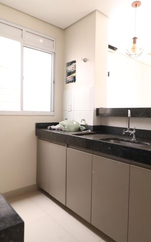 Apartamento para alugar com 72m², 2 quartos e 2 vagasCozinha