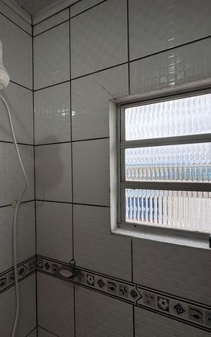 Casa à venda com 140m², 2 quartos e 3 vagasBanheiro