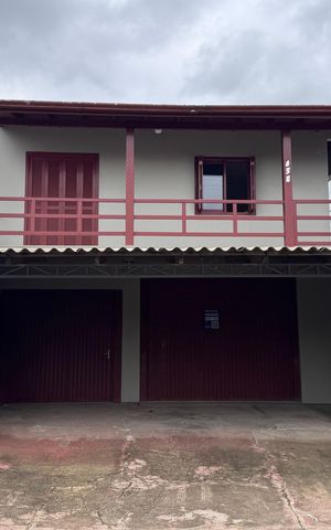 Casa à venda com 140m², 2 quartos e 3 vagasFachada