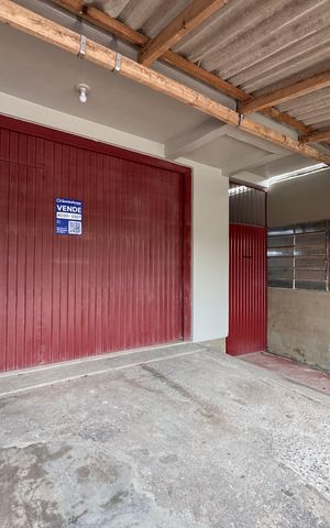 Casa à venda com 140m², 2 quartos e 3 vagasPlaca