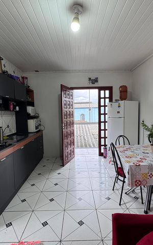 Casa à venda com 140m², 2 quartos e 3 vagasSala/Cozinha