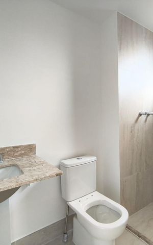 Apartamento à venda com 76m², 2 quartos e 1 vagaBanheiro da Suíte 2