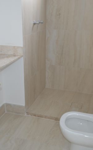 Apartamento à venda com 76m², 2 quartos e 1 vagaBanheiro da Suíte 1