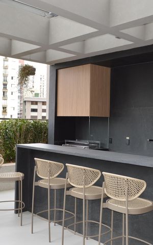 Apartamento à venda com 76m², 2 quartos e 1 vagaÁrea de churrasqueira