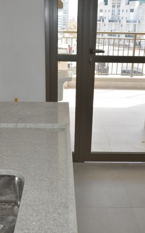 Apartamento à venda com 76m², 2 quartos e 1 vagaCozinha