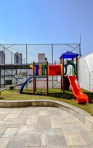 Apartamento à venda com 143m², 3 quartos e 3 vagasÁrea comum - Playground