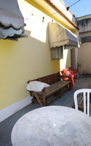 Casa à venda com 200m², 4 quartos e 1 vagaÁrea gourmet