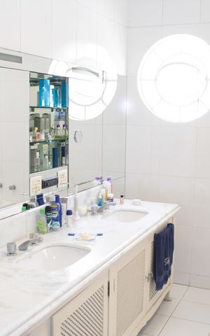 Apartamento à venda com 290m², 2 quartos e 2 vagasBanheiro suite