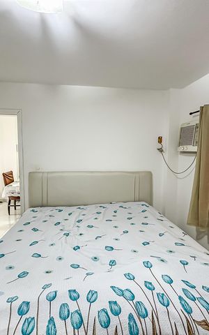Casa de condomínio à venda com 300m², 4 quartos e 2 vagas Casa de condomínio à venda com 300m², 4 quartos e 2 vagasQuarto 1