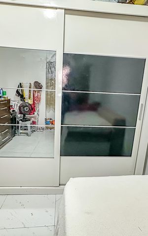 Casa de condomínio à venda com 300m², 4 quartos e 2 vagas Casa de condomínio à venda com 300m², 4 quartos e 2 vagasQuarto 2
