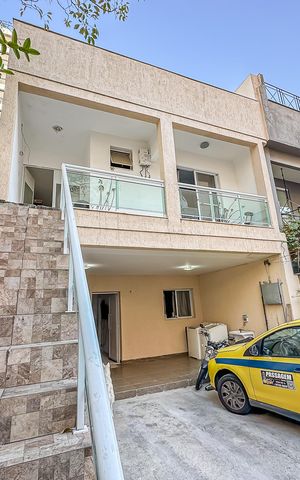 Casa de condomínio à venda com 300m², 4 quartos e 2 vagas Casa de condomínio à venda com 300m², 4 quartos e 2 vagasArea comum