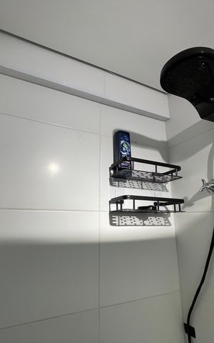 Studio para alugar com 25m², 1 quarto e 1 vaga Studio para alugar com 25m², 1 quarto e 1 vagaBanheiro