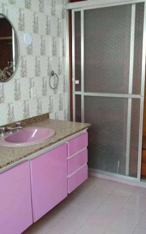 Casa para alugar com 300m², 3 quartos e 2 vagas