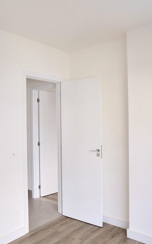 Apartamento à venda com 92m², 3 quartos e 2 vagasSemi Suíte 1