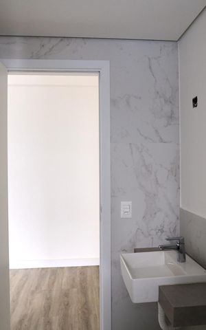 Apartamento à venda com 92m², 3 quartos e 2 vagasBanheiro da Suíte