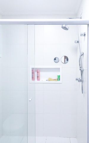 Apartamento à venda com 74m², 2 quartos e 1 vaga Apartamento à venda com 74m², 2 quartos e 1 vagaBanheiro da Suíte