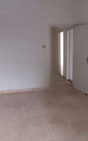 Casa para alugar com 220m², 2 quartos e 2 vagas