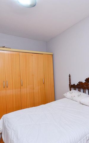 Casa à venda com 360m², 5 quartos e 4 vagas Casa à venda com 360m², 5 quartos e 4 vagasQuarto 4