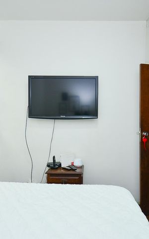Casa à venda com 360m², 5 quartos e 4 vagas Casa à venda com 360m², 5 quartos e 4 vagasQuarto 1