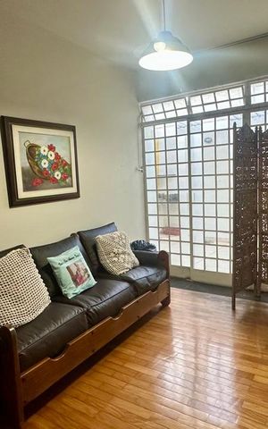 Casa à venda com 321m², 4 quartos e 4 vagas Casa à venda com 321m², 4 quartos e 4 vagasQuarto