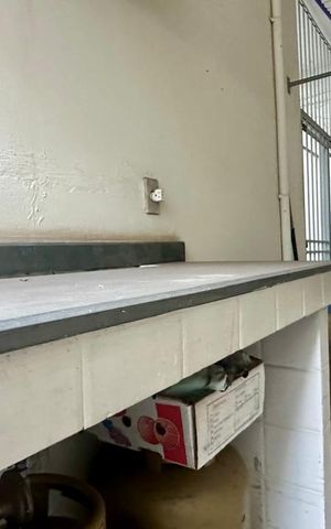 Casa à venda com 321m², 4 quartos e 4 vagas Casa à venda com 321m², 4 quartos e 4 vagasÁrea de Serviço