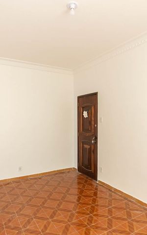 Apartamento para alugar com 90m², 3 quartos e sem vagaSala